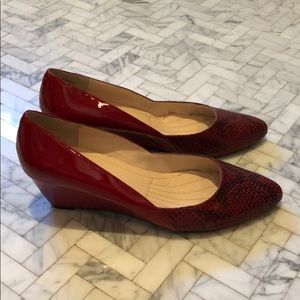 NEW! Easy spirit red wedge heels